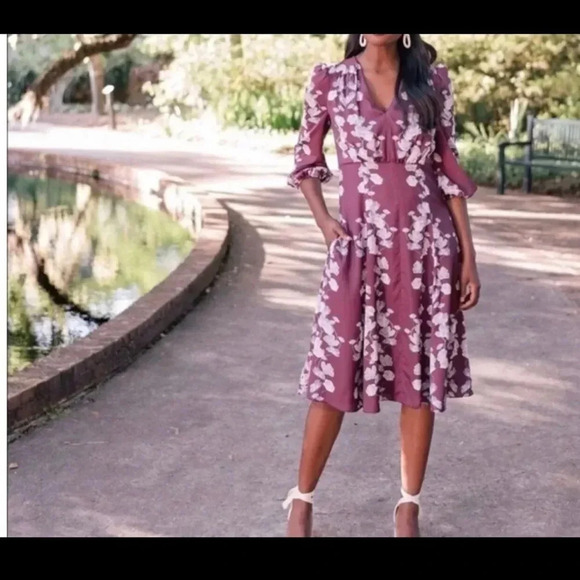 Gal Meets Glam Adelaide Purple Floral Midi Dress Size 6 NWT - Picture 2 of 13